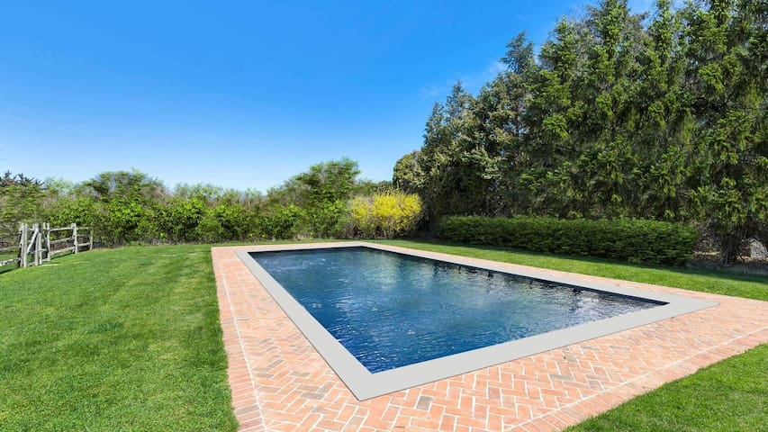 Guest favorite listing in East Hampton