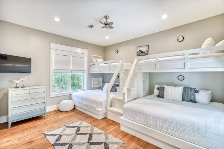 მე-2 სართული - Twin Over King Bunks