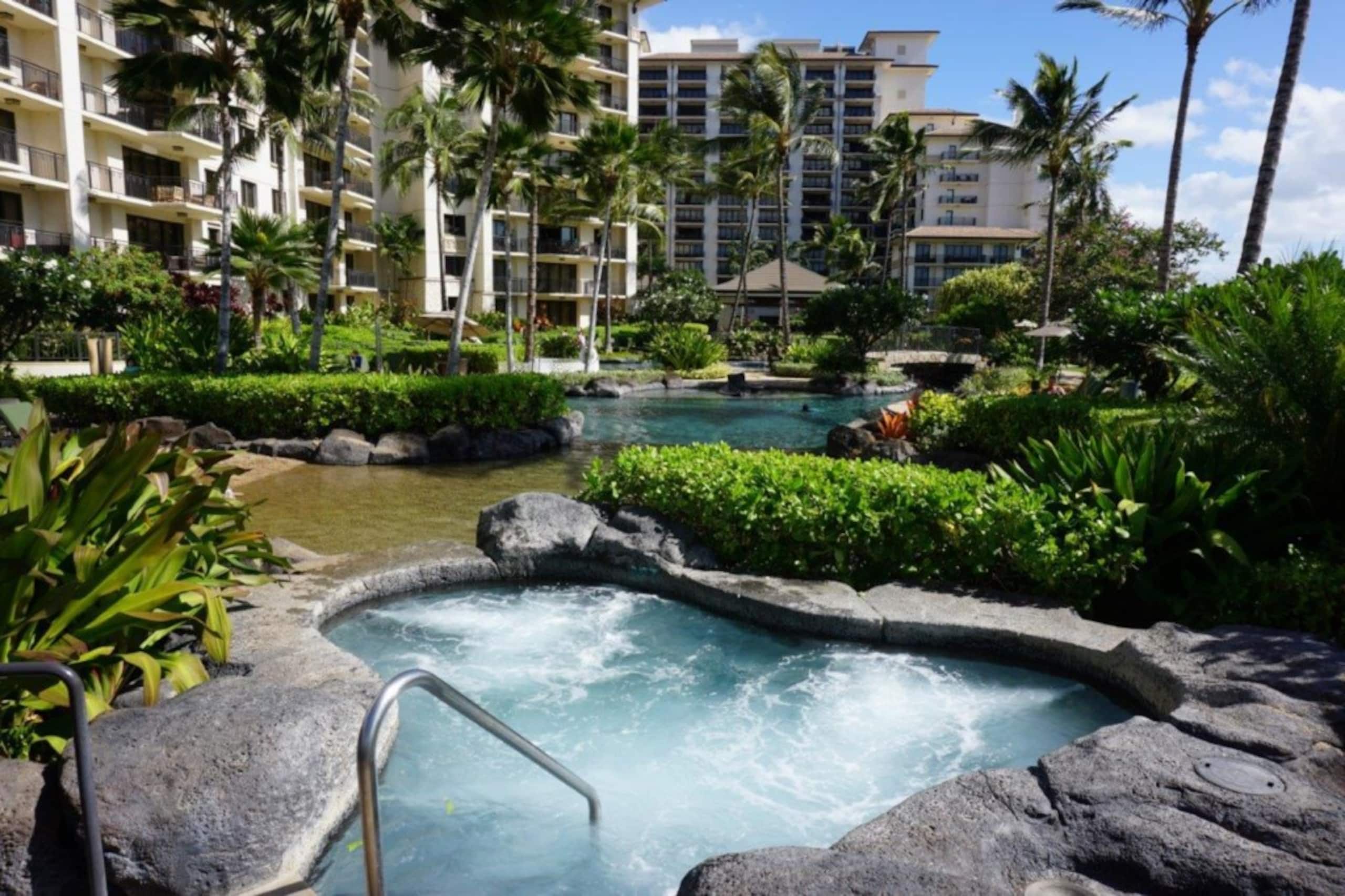 Condo in Kapolei · ★5.0 · 2 bedrooms · 4 beds · 2 private baths - Image 33