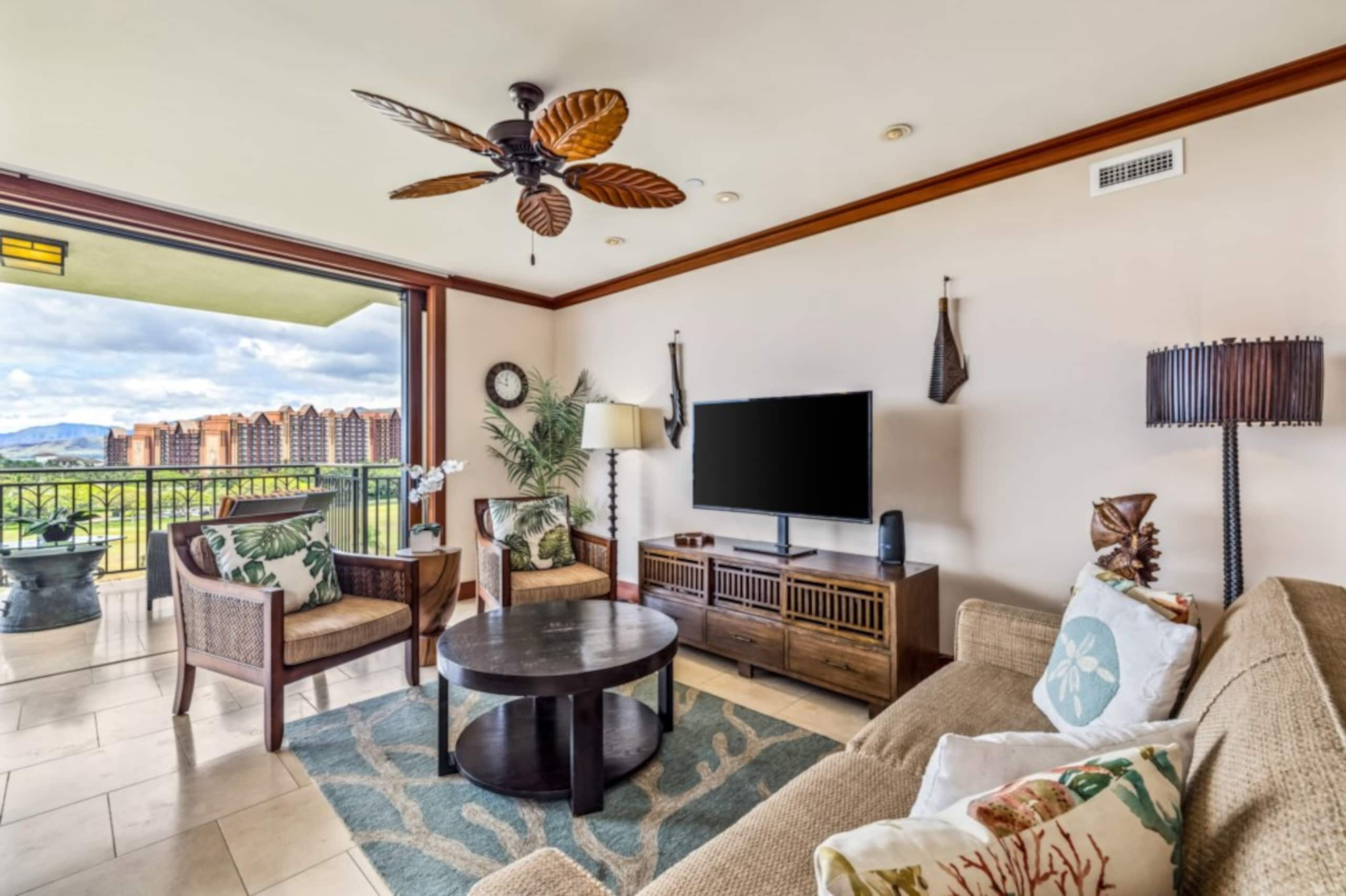 Condo in Kapolei · ★5.0 · 2 bedrooms · 4 beds · 2 private baths - Image 4