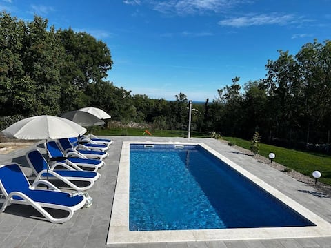 Three Bedroom House, in Trget