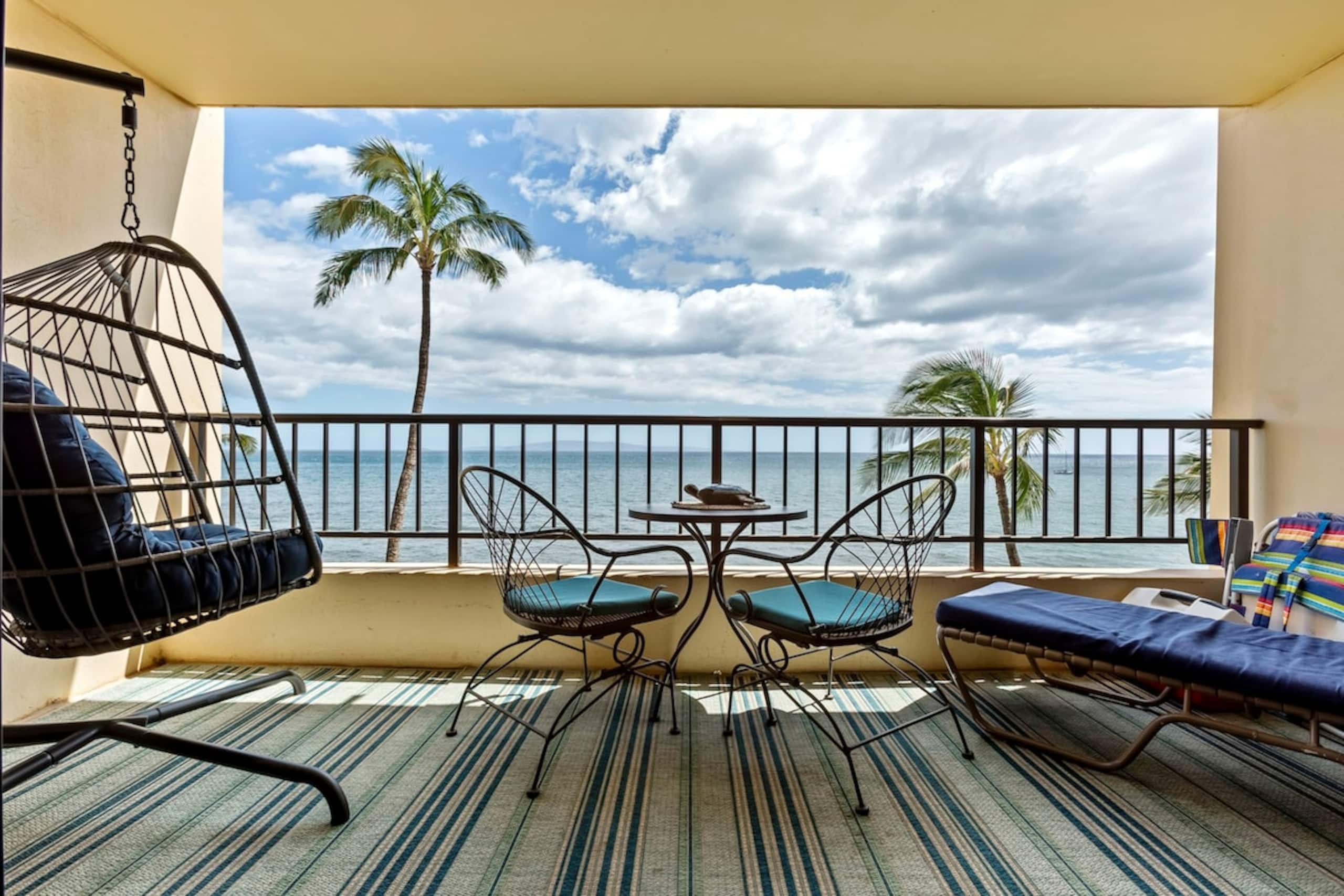 Condo in Kihei · ★4.93 · 1 bedroom · 2 beds · 1 private bath - Image 5