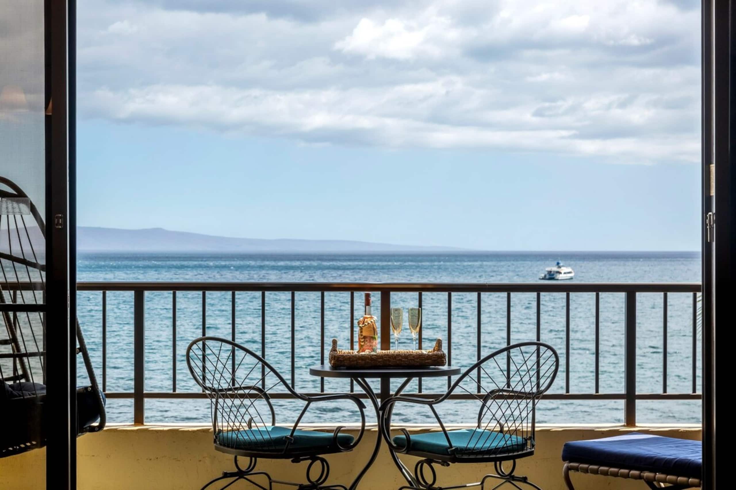 Condo in Kihei · ★4.93 · 1 bedroom · 2 beds · 1 private bath - Image 10