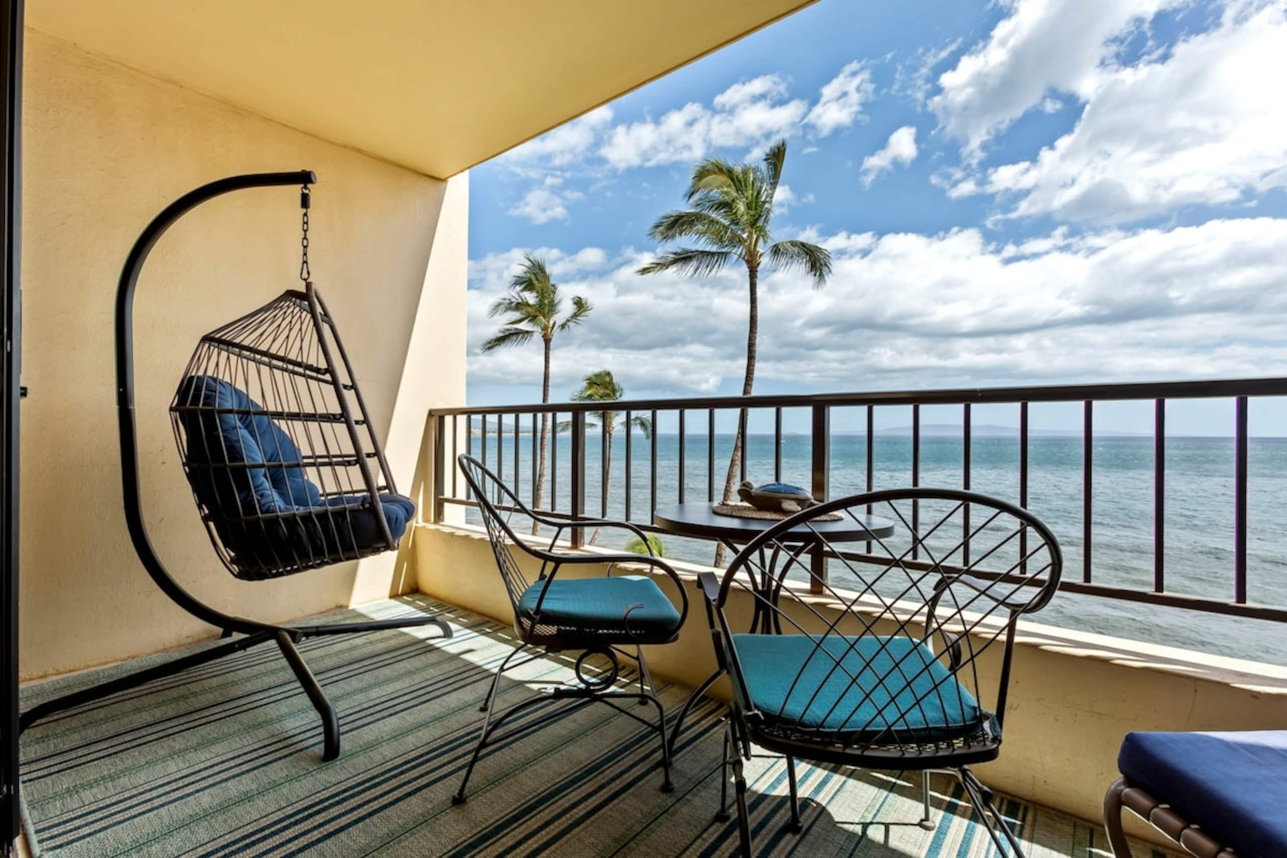 Condo in Kihei · ★4.93 · 1 bedroom · 2 beds · 1 private bath - Image 15