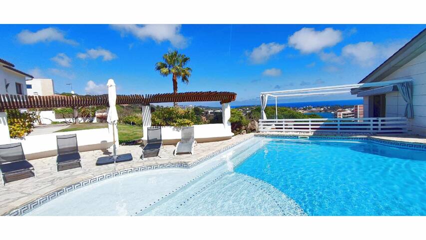 Els Ametllers luxury apartment gallery image 3