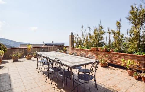 Beautiful apartment in Bonifati