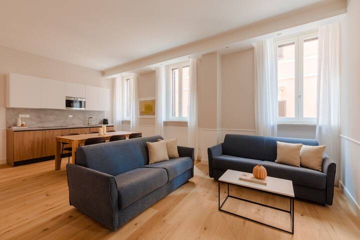 Sonder Antinoo | 3BR Apartment w/ Balcony