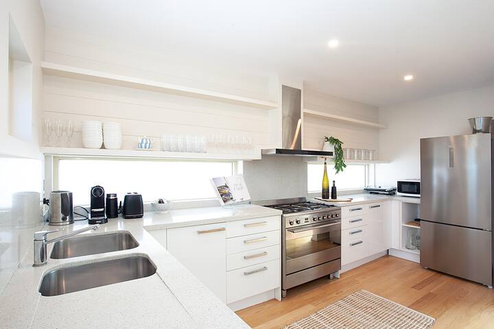 Gordons Bay Vista ISYD gallery image 4