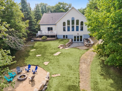 Affordable Gull Chain|LL Bar | Movie Room| Firepit