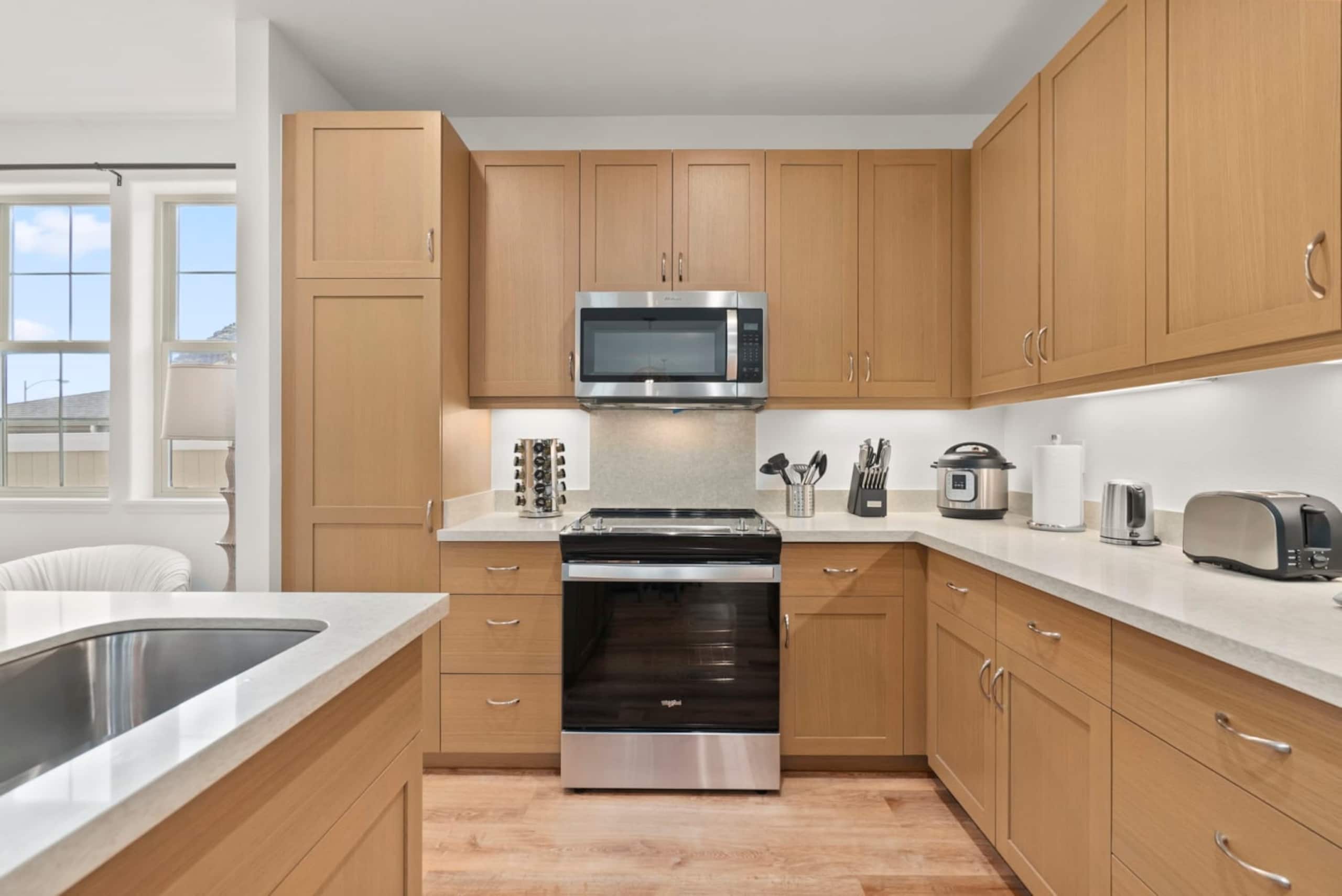 Home in Waianae · ★4.92 · 4 bedrooms · 5 beds · 2.5 private baths - Image 32