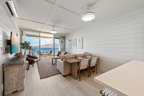 Popular Airbnb listing: Top Floor OceanFront Remodel I Menehune Shores 612 in Kihei