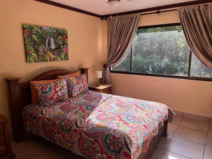 سرير بحجم كوين 