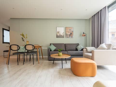 Top Airbnb: limehome Barcelona Rector Triadó | One-Bedroom Apt en Hostafrancs