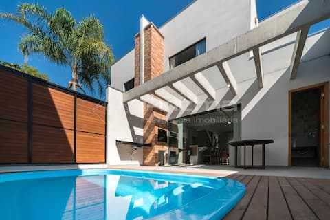 Beautiful twin duplex at Mariscal Beach.