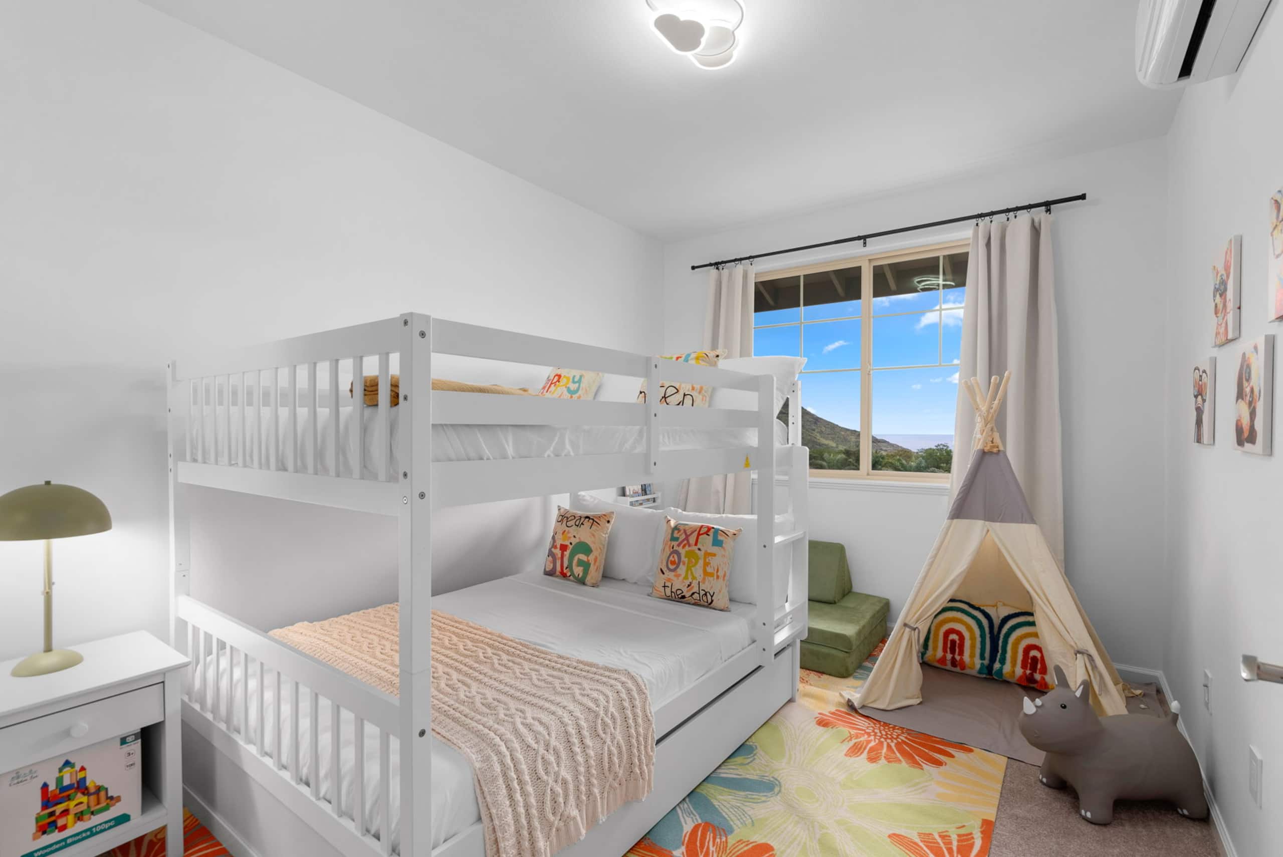 Home in Waianae · ★4.93 · 3 bedrooms · 5 beds · 2.5 private baths - Image 24