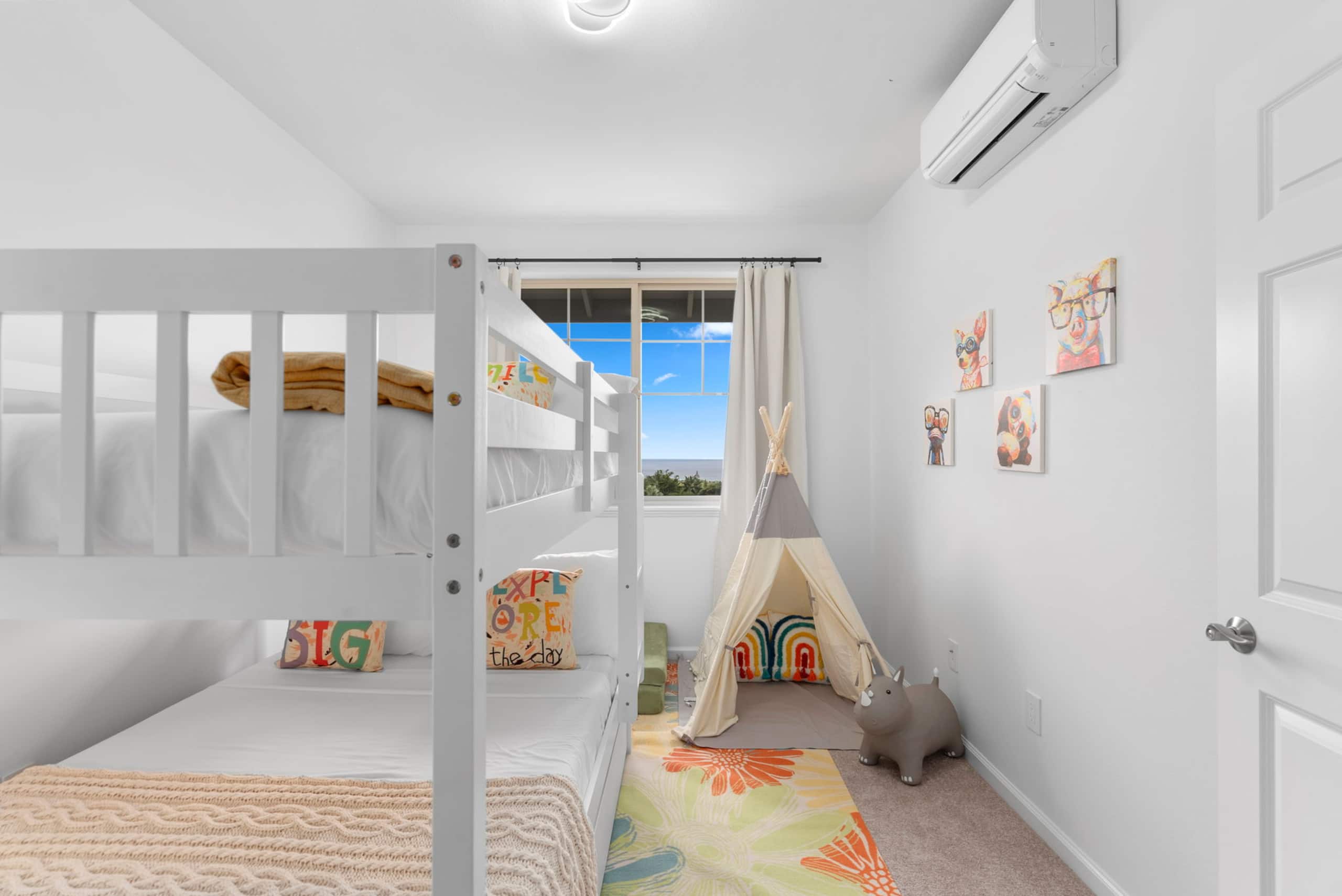 Home in Waianae · ★4.93 · 3 bedrooms · 5 beds · 2.5 private baths - Image 26