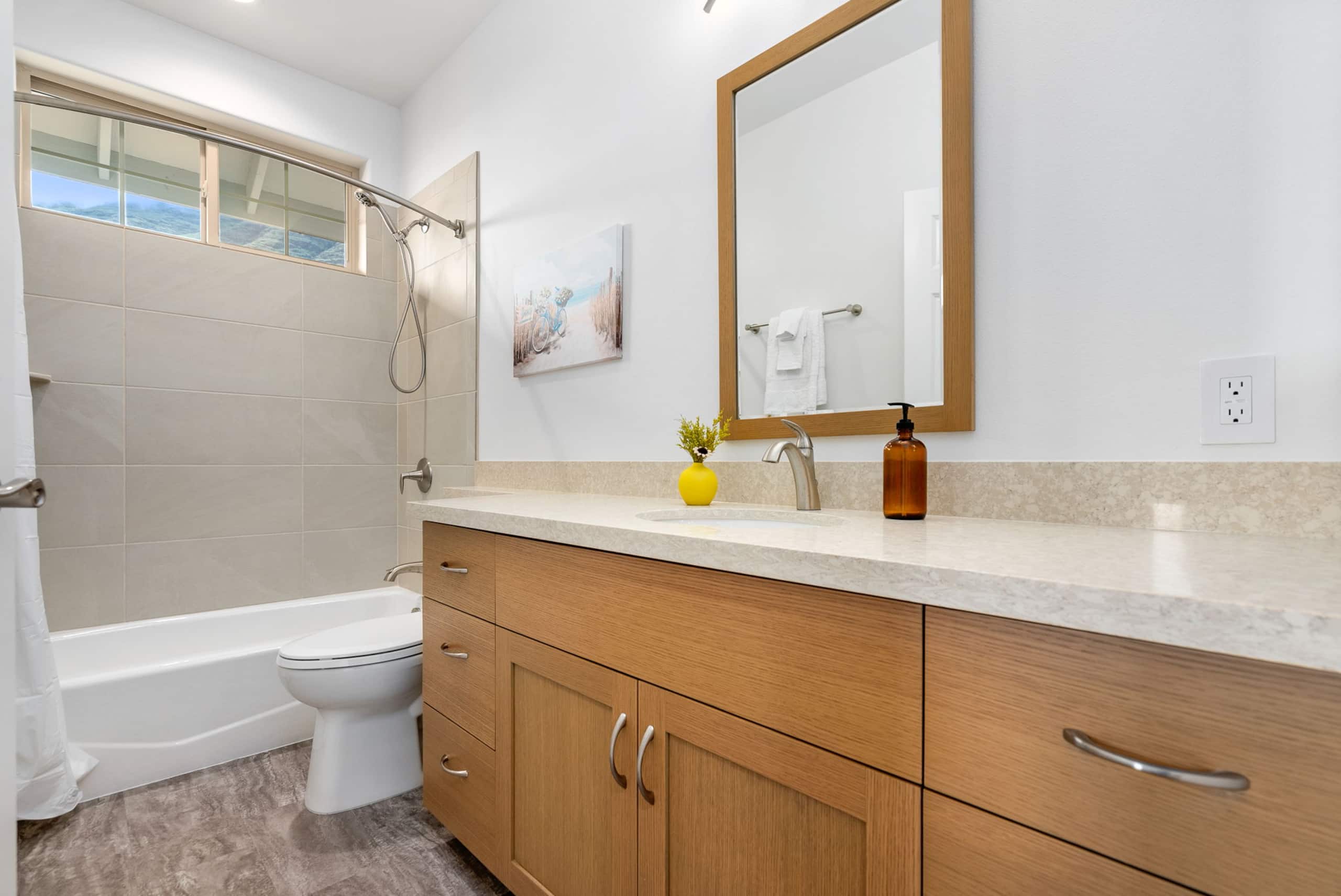 Home in Waianae · ★4.93 · 3 bedrooms · 5 beds · 2.5 private baths - Image 27