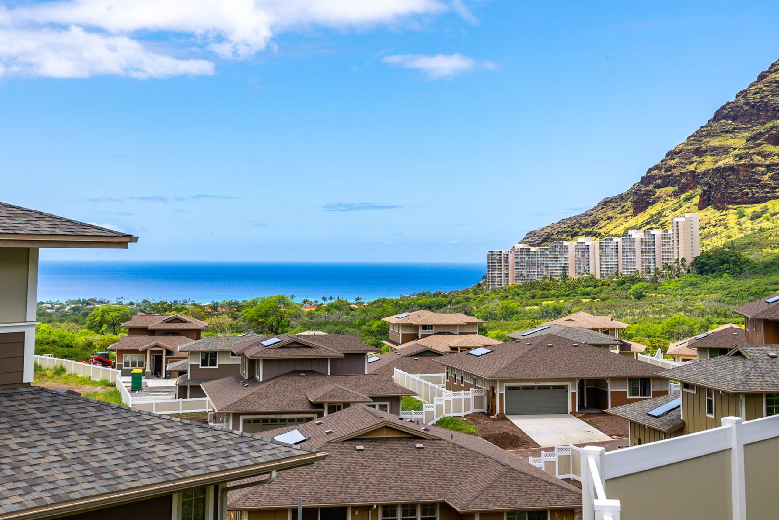 Home in Waianae · ★4.93 · 3 bedrooms · 5 beds · 2.5 private baths - Image 41