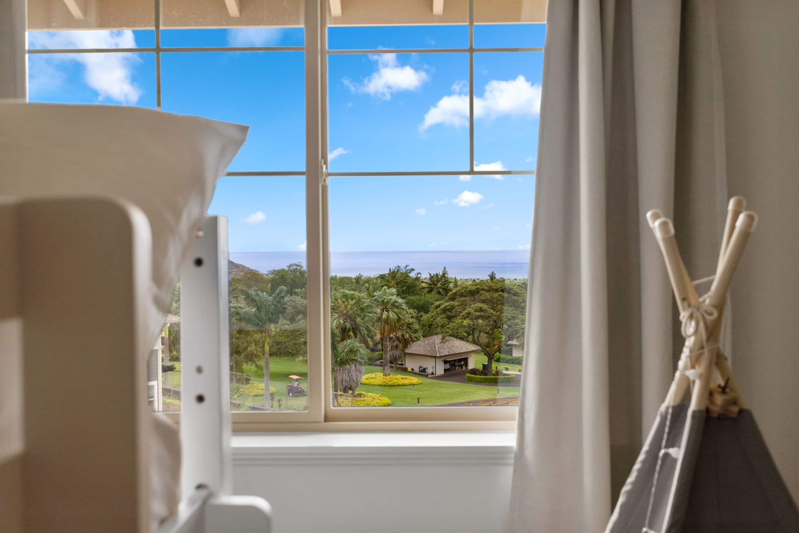 Home in Waianae · ★4.93 · 3 bedrooms · 5 beds · 2.5 private baths - Image 25