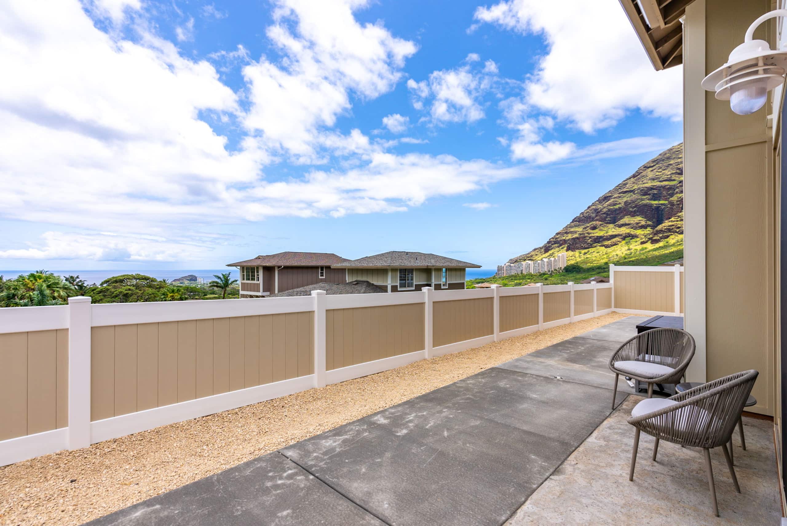 Home in Waianae · ★4.93 · 3 bedrooms · 5 beds · 2.5 private baths - Image 32