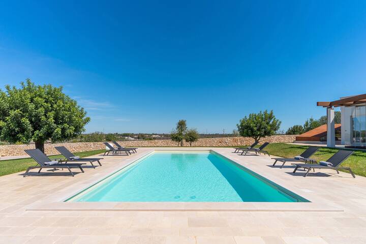 Domina 55 by Perle di Puglia gallery image 5