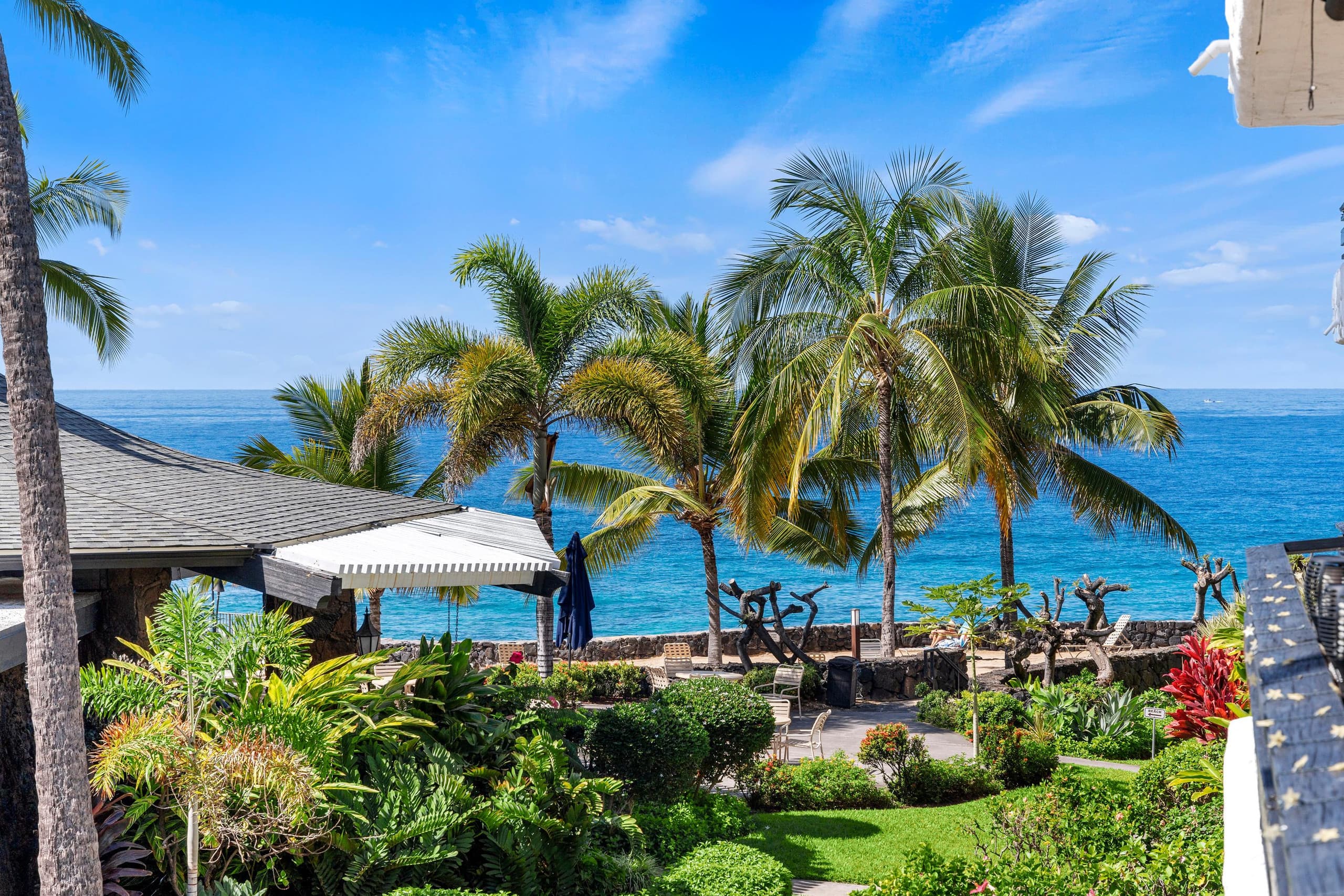 Condo in Kailua-Kona · ★4.8 · 1 bedroom · 2 beds · 1.5 private baths - Image 2