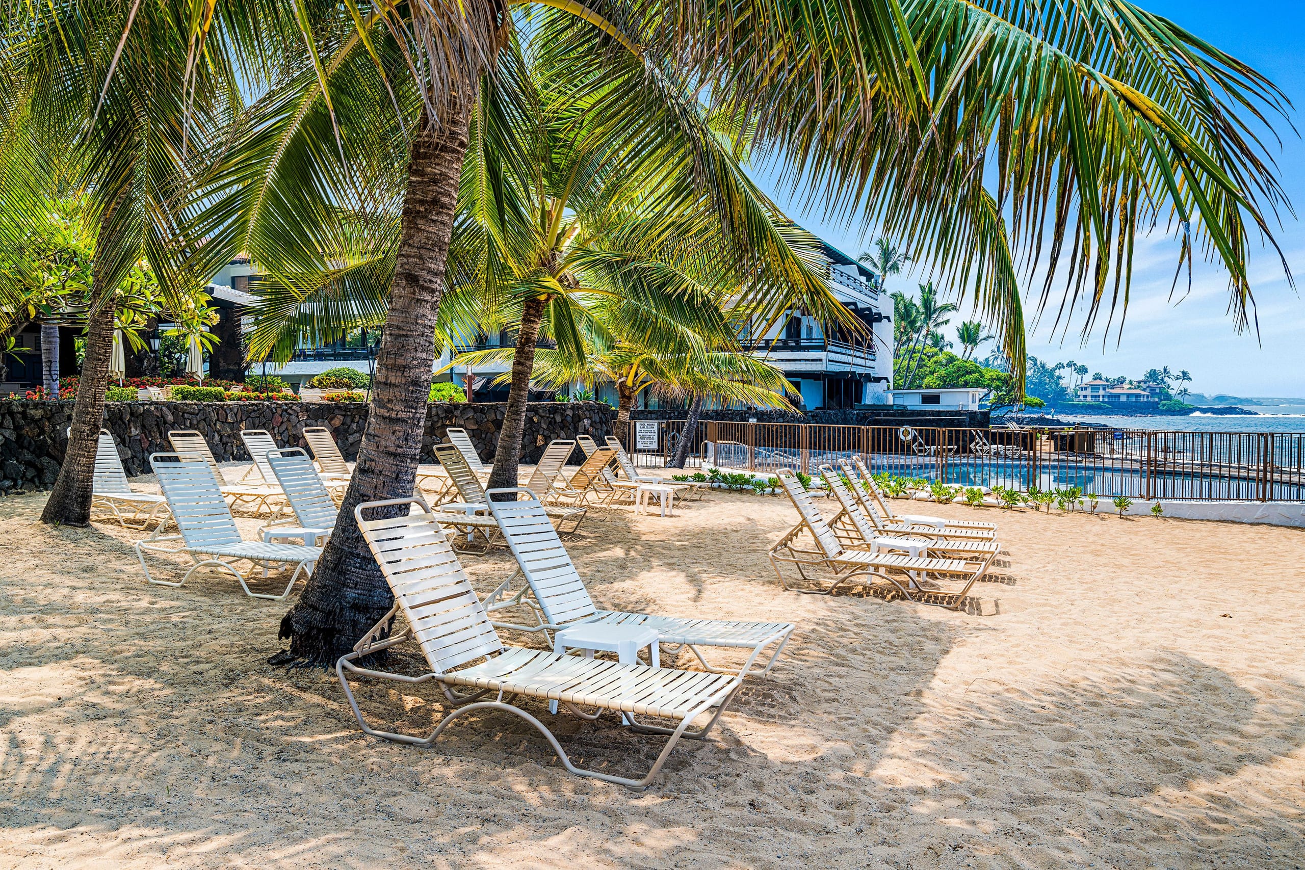 Condo in Kailua-Kona · ★4.8 · 1 bedroom · 2 beds · 1.5 private baths - Image 27