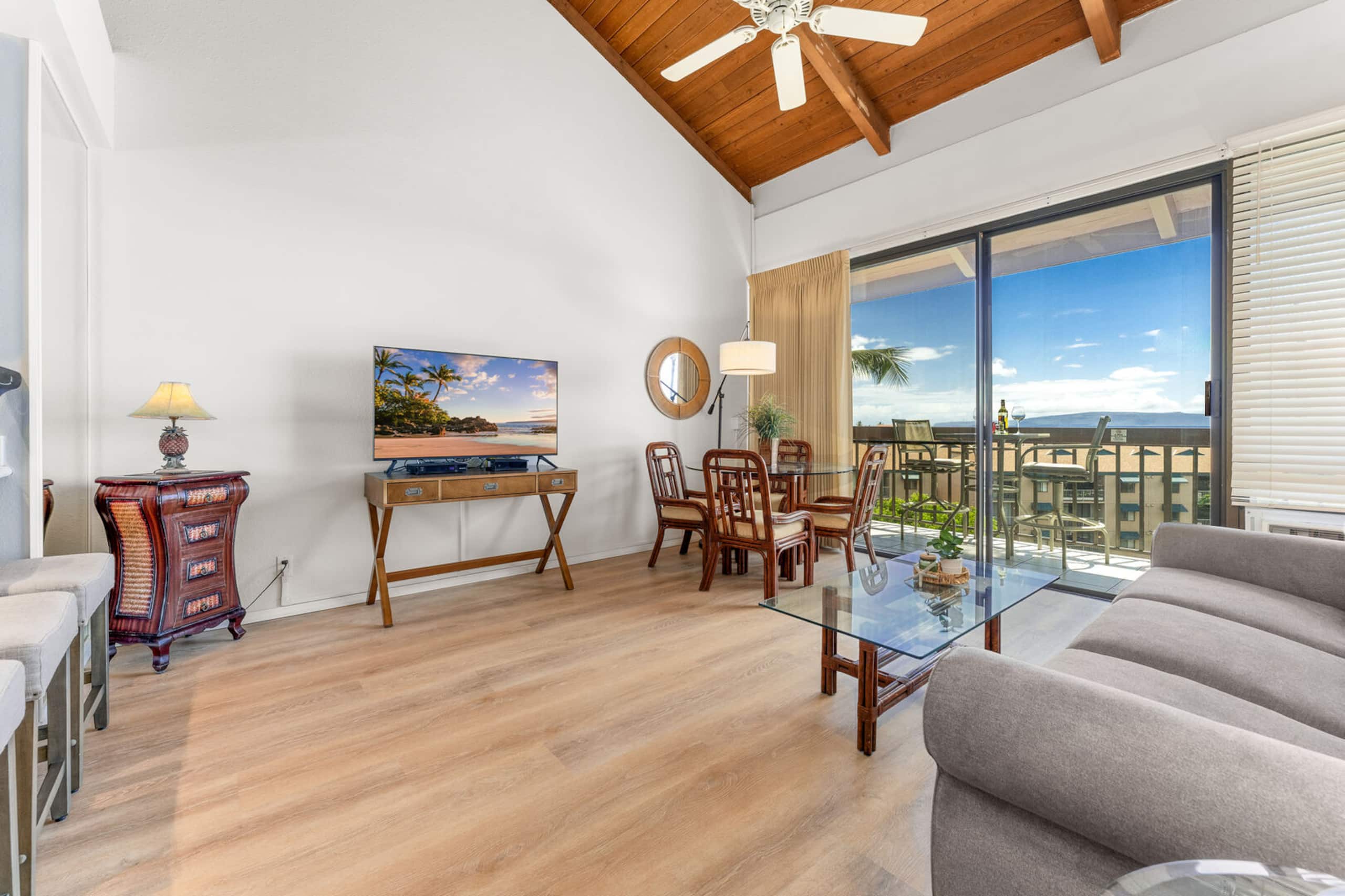 Condo in Kihei · ★4.8 · 2 bedrooms · 4 beds · 2 baths - Image 1