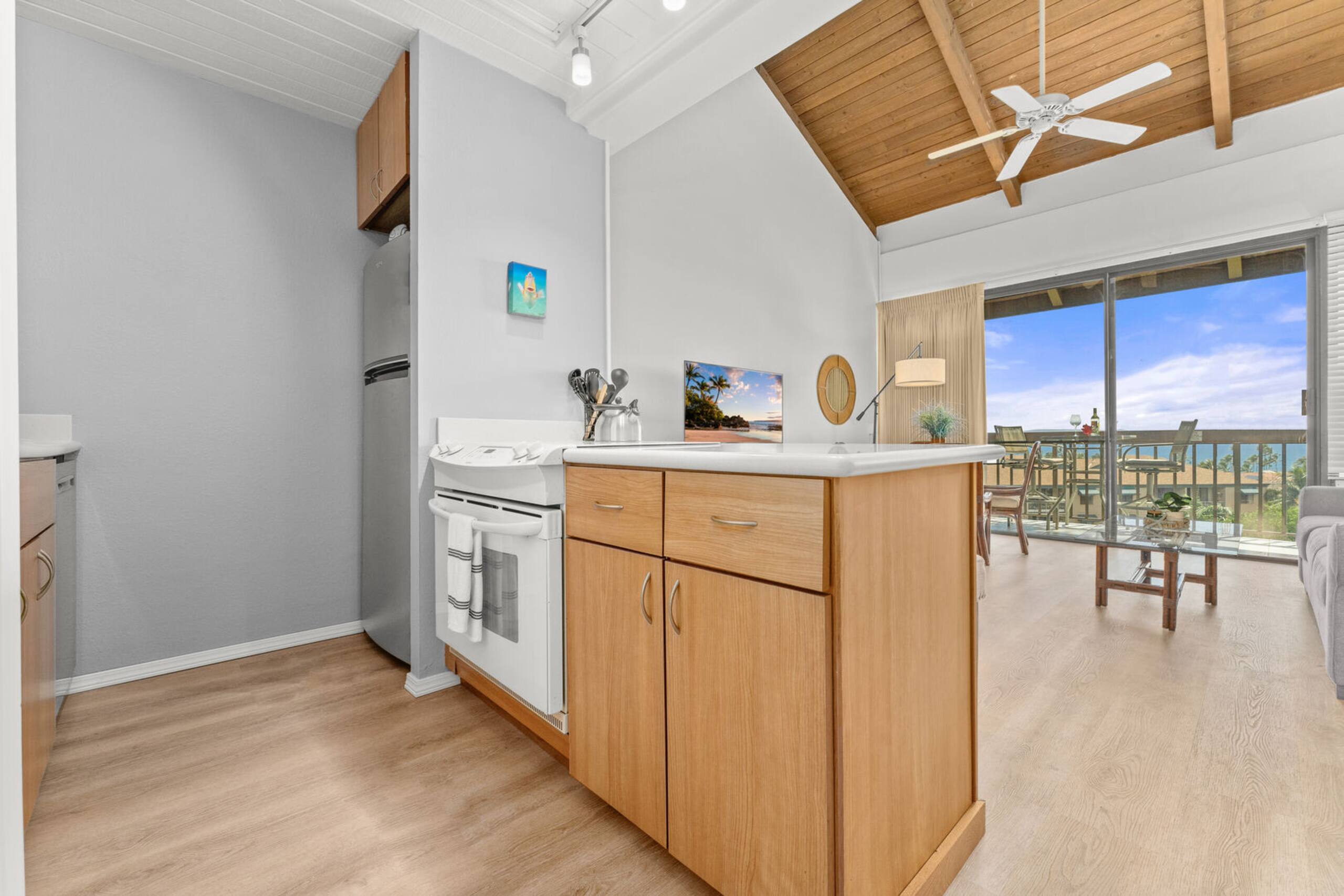 Condo in Kihei · ★4.8 · 2 bedrooms · 4 beds · 2 baths - Image 8