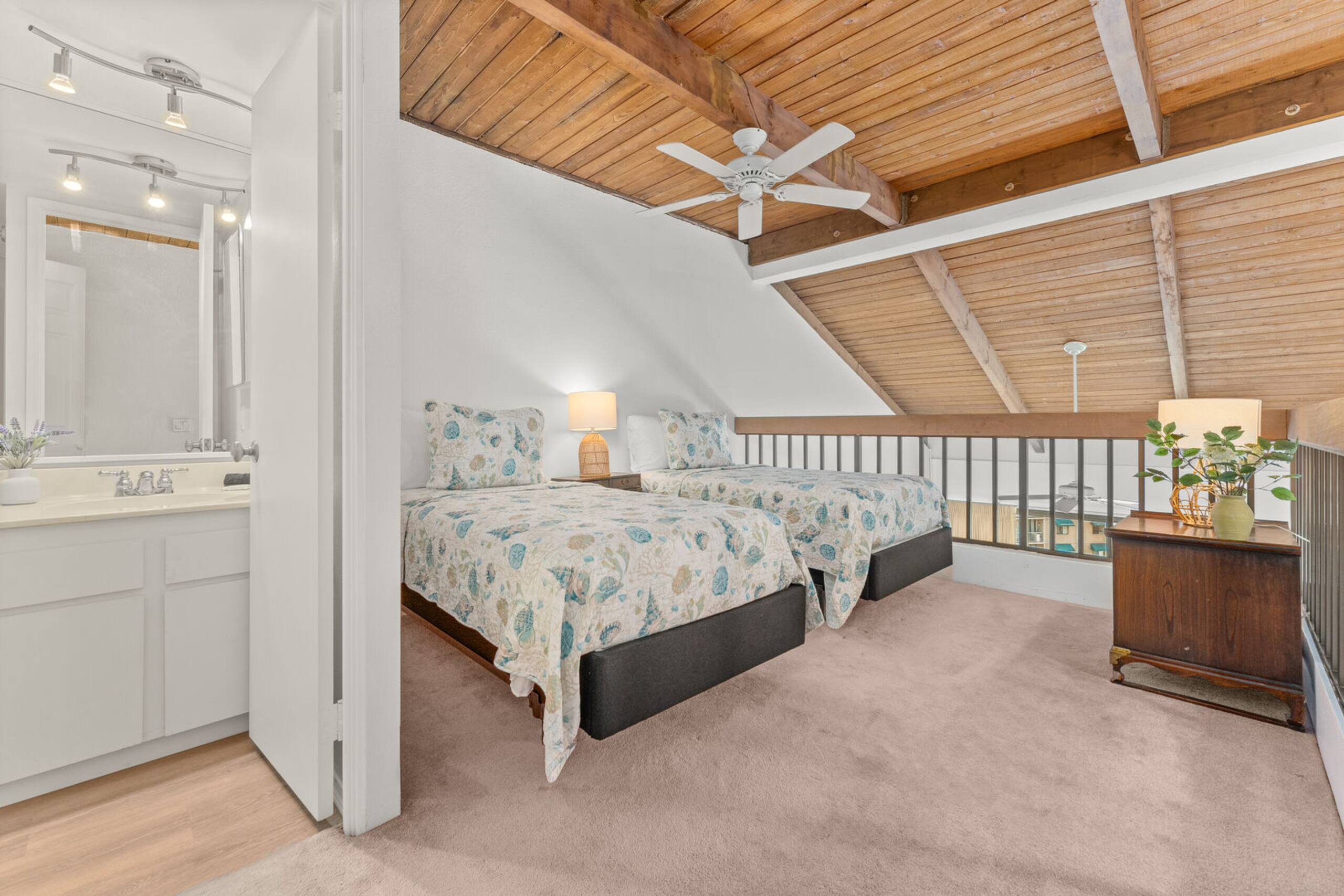 Condo in Kihei · ★4.8 · 2 bedrooms · 4 beds · 2 baths - Image 30
