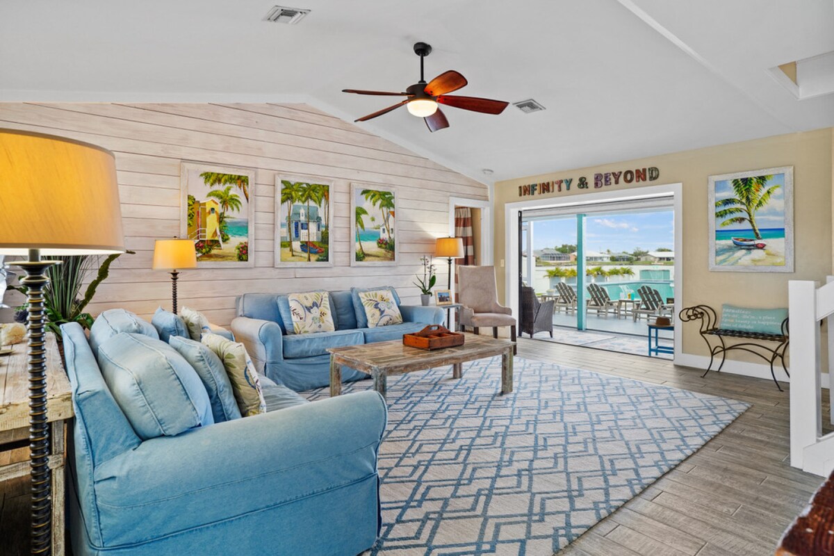 أريكة غرفة المعيشة للنوم