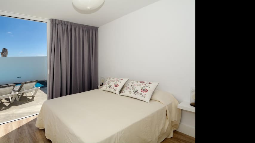 Plus Villas Lanzarote managed Airbnb listing 3