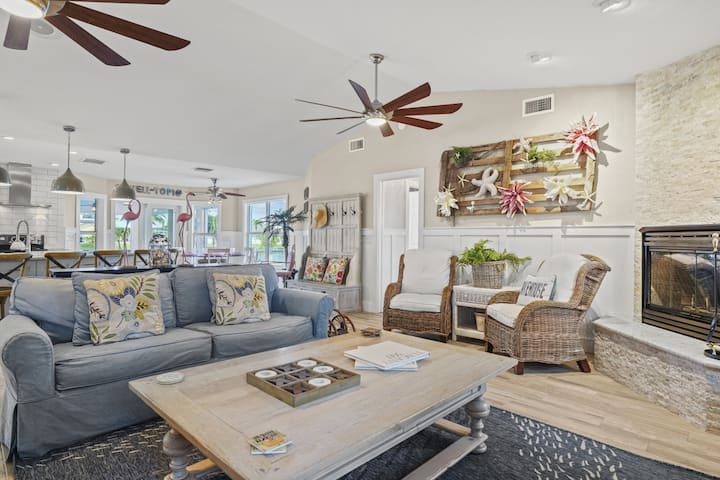 غرفة المعيشة/المدفأة