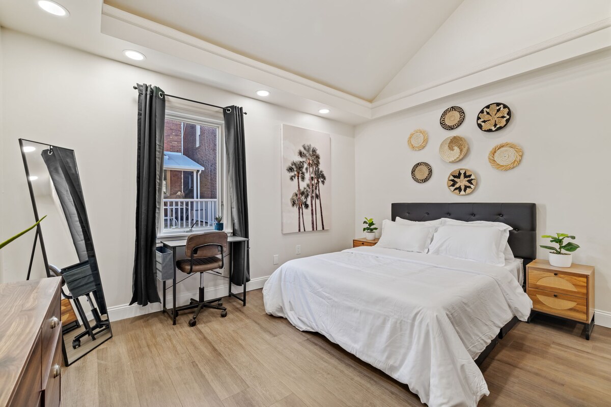 Feel super comfy in our welcoming bedroom with a cathedral ceiling! You also have a dedicated work space for yourself!