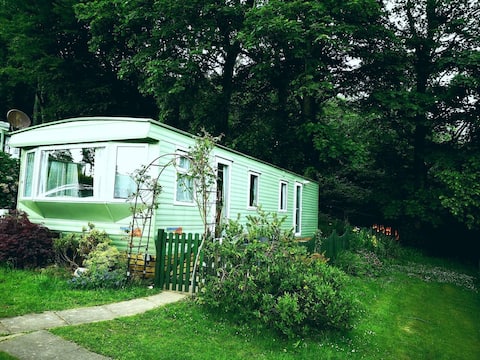 Family-Friendly Woodland Caravan | Pool & Bar