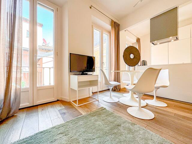 Montenapoleone Luxury Suite gallery image 2