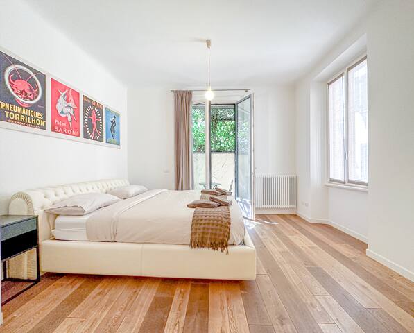 Montenapoleone Luxury Suite gallery image 4