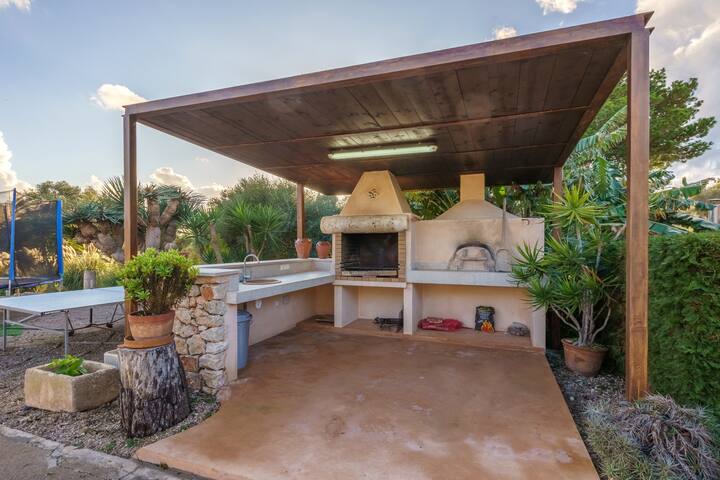 Sa Caseta Rustic Villa gallery image 5