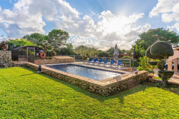 Sa Caseta Rustic Villa gallery image 3