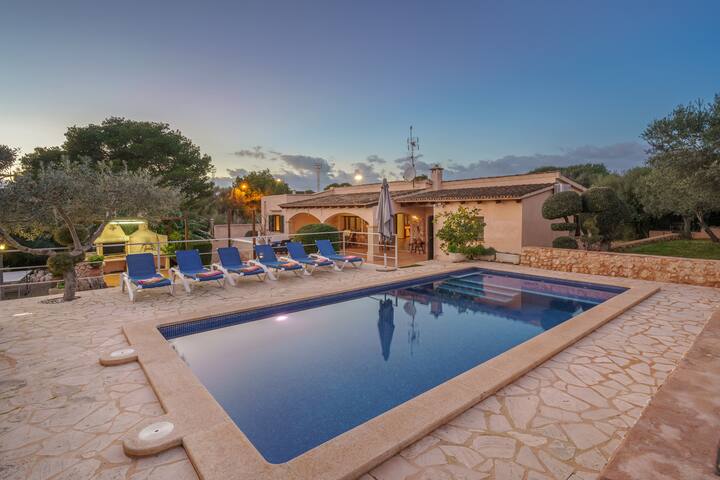 Sa Caseta Rustic Villa gallery image 2