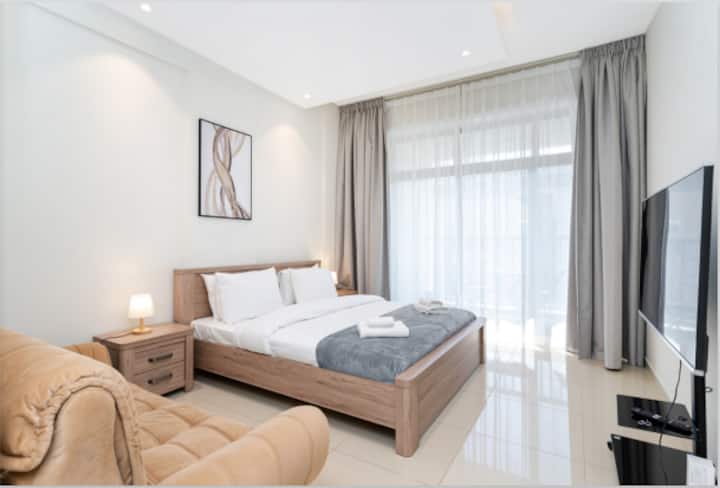 Amplio dormitorio en suite