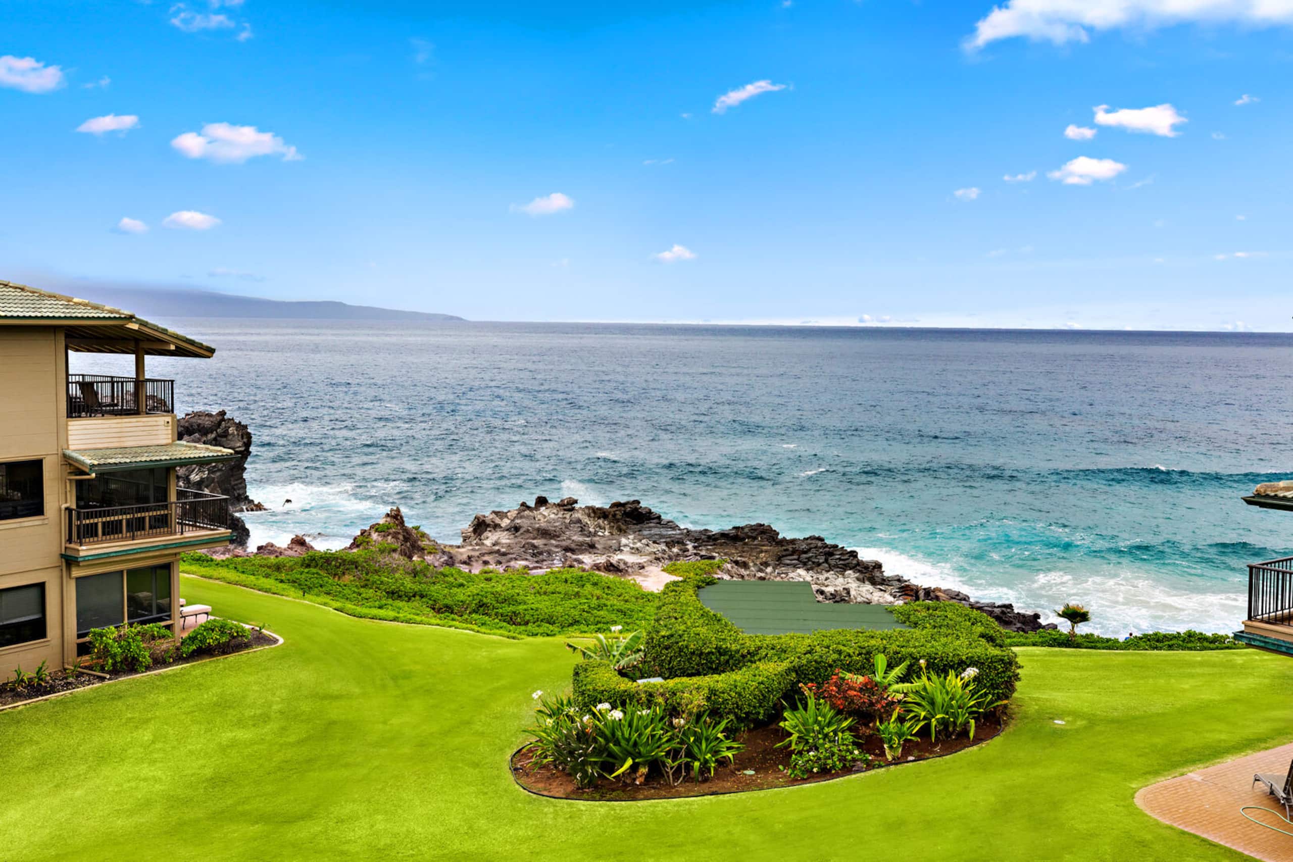 Condo in Lahaina · ★4.81 · 2 bedrooms · 3 beds · 3 baths - Image 48