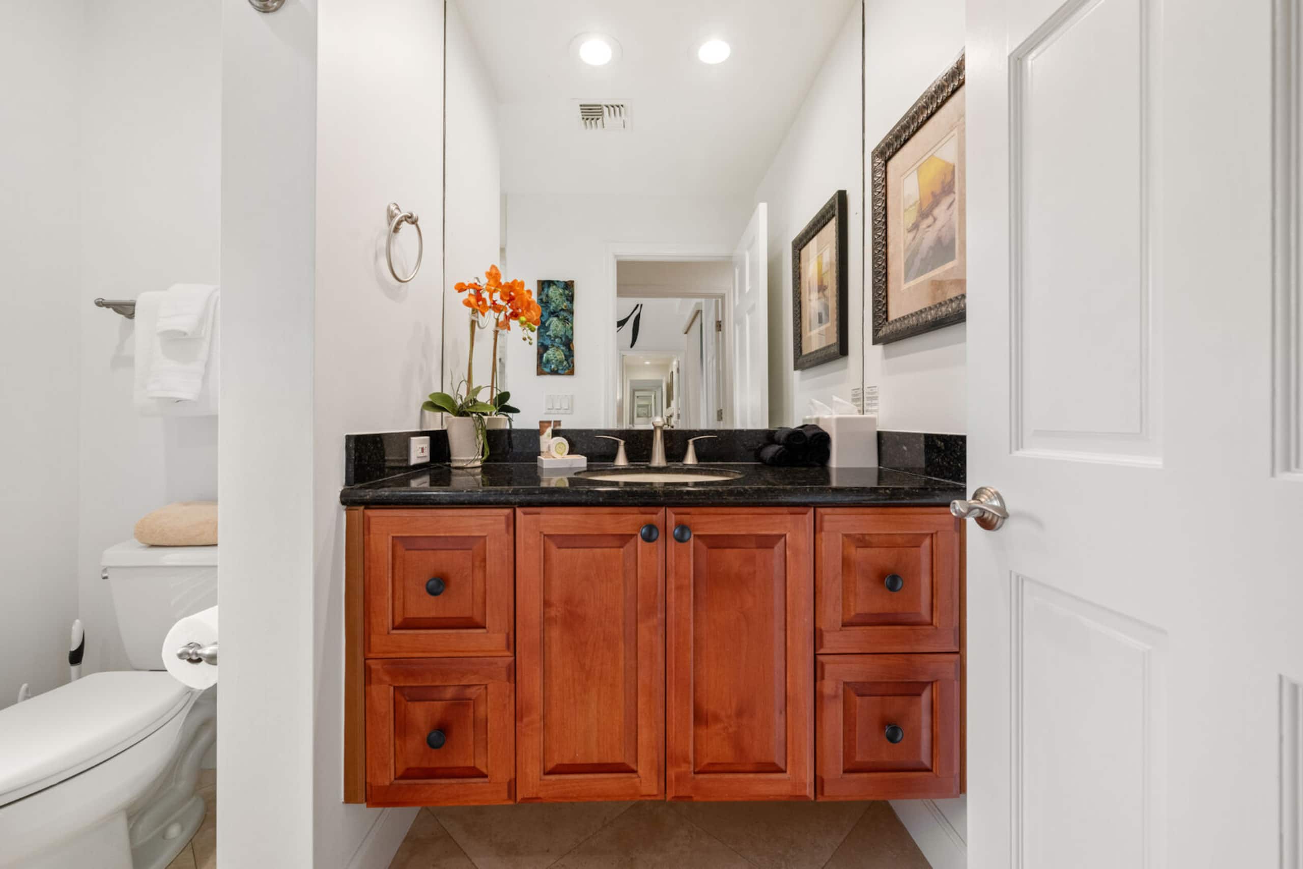 Condo in Lahaina · ★4.81 · 2 bedrooms · 3 beds · 3 baths - Image 43