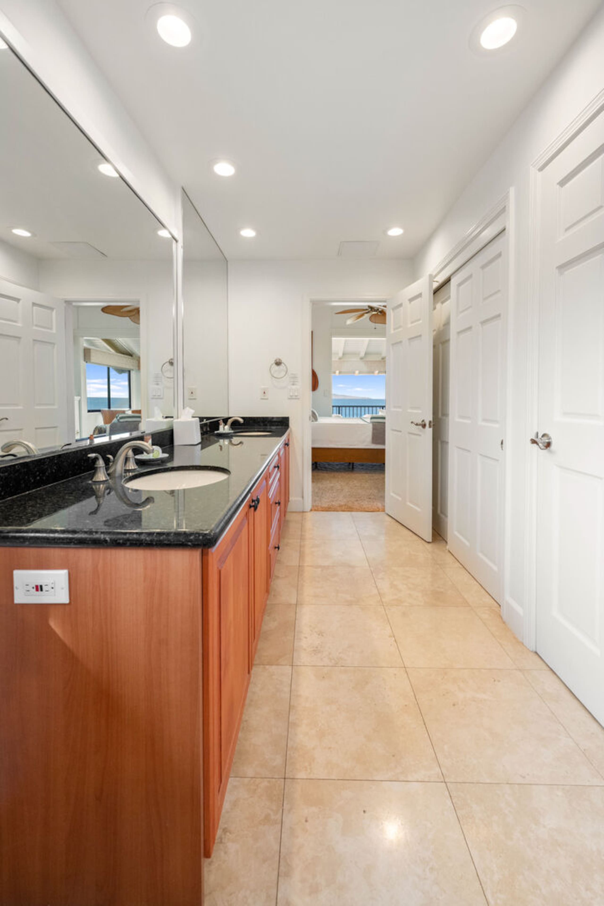 Condo in Lahaina · ★4.81 · 2 bedrooms · 3 beds · 3 baths - Image 39