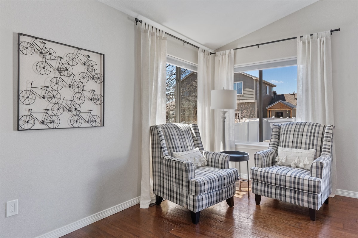 Top performing Airbnb: Welcome to your Entertainment Station Destination! in Loveland