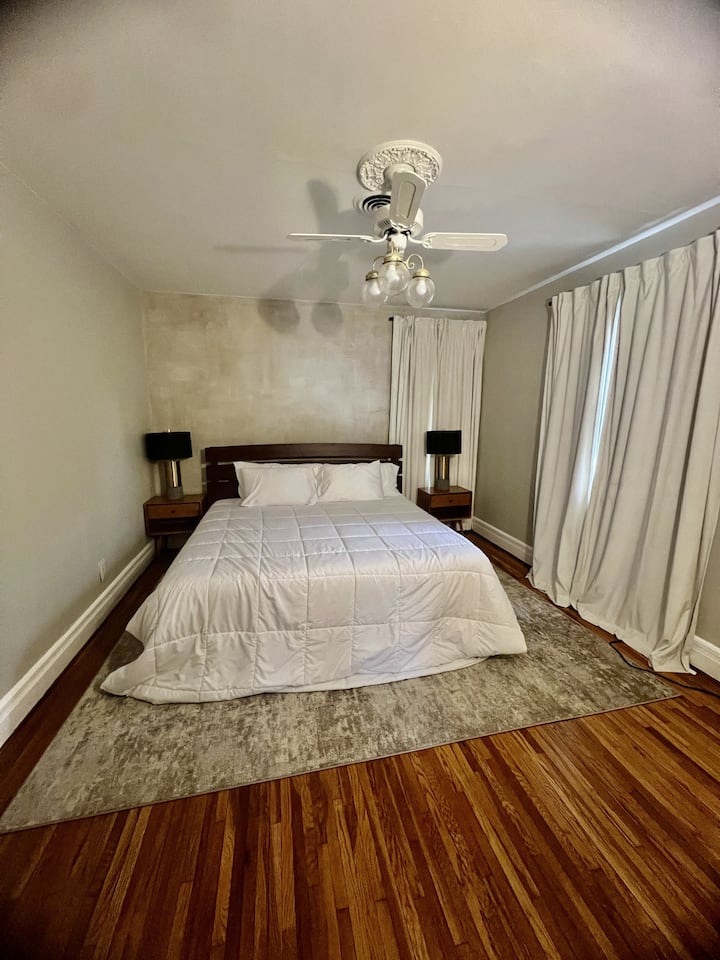 Bedroom 3 Queen size bed