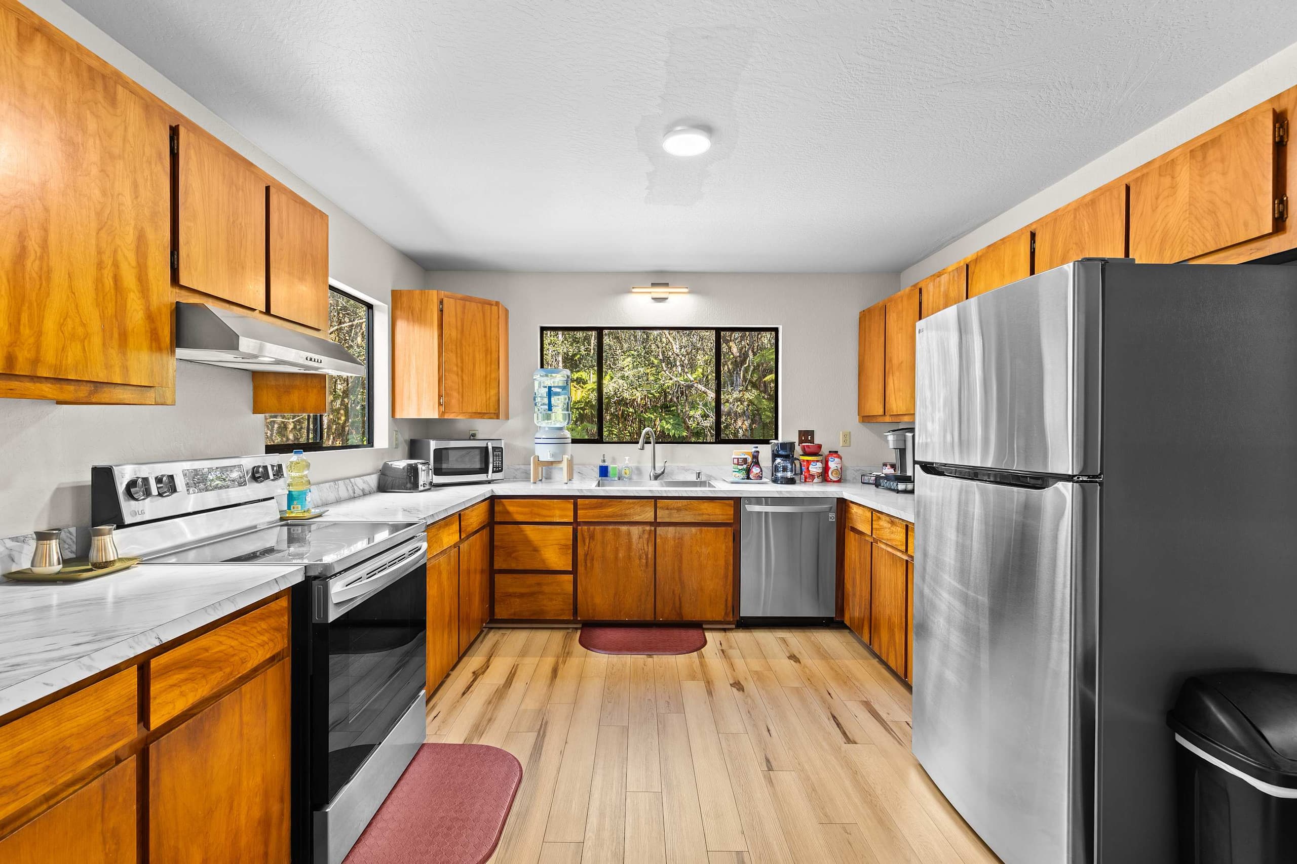 Home in Volcano · ★4.95 · 5 bedrooms · 7 beds · 3 private baths - Image 11