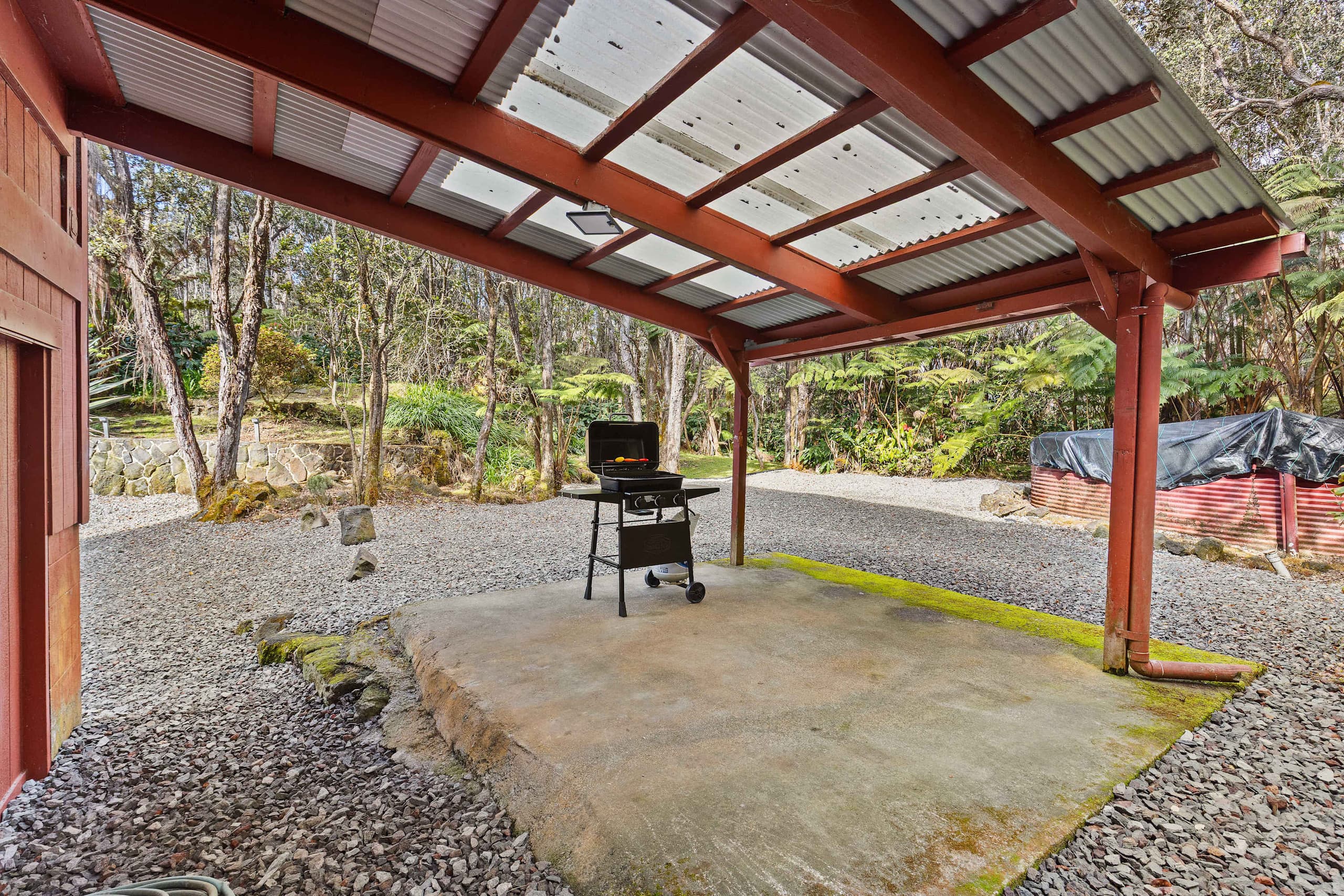 Home in Volcano · ★4.95 · 5 bedrooms · 7 beds · 3 private baths - Image 30