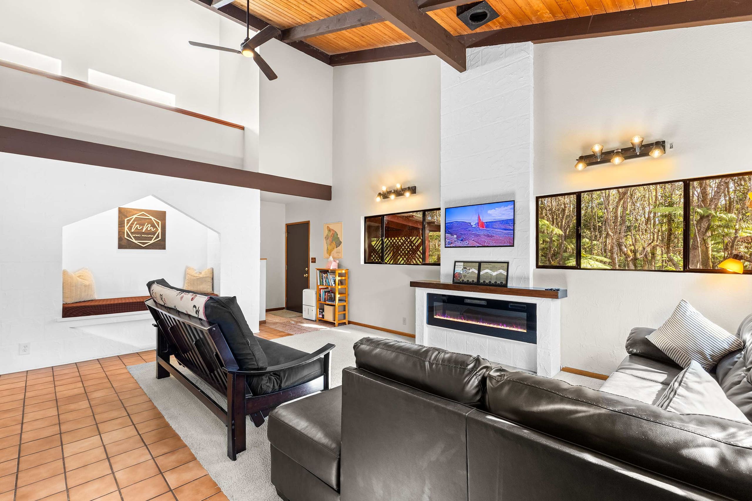 Home in Volcano · ★4.95 · 5 bedrooms · 7 beds · 3 private baths - Image 5