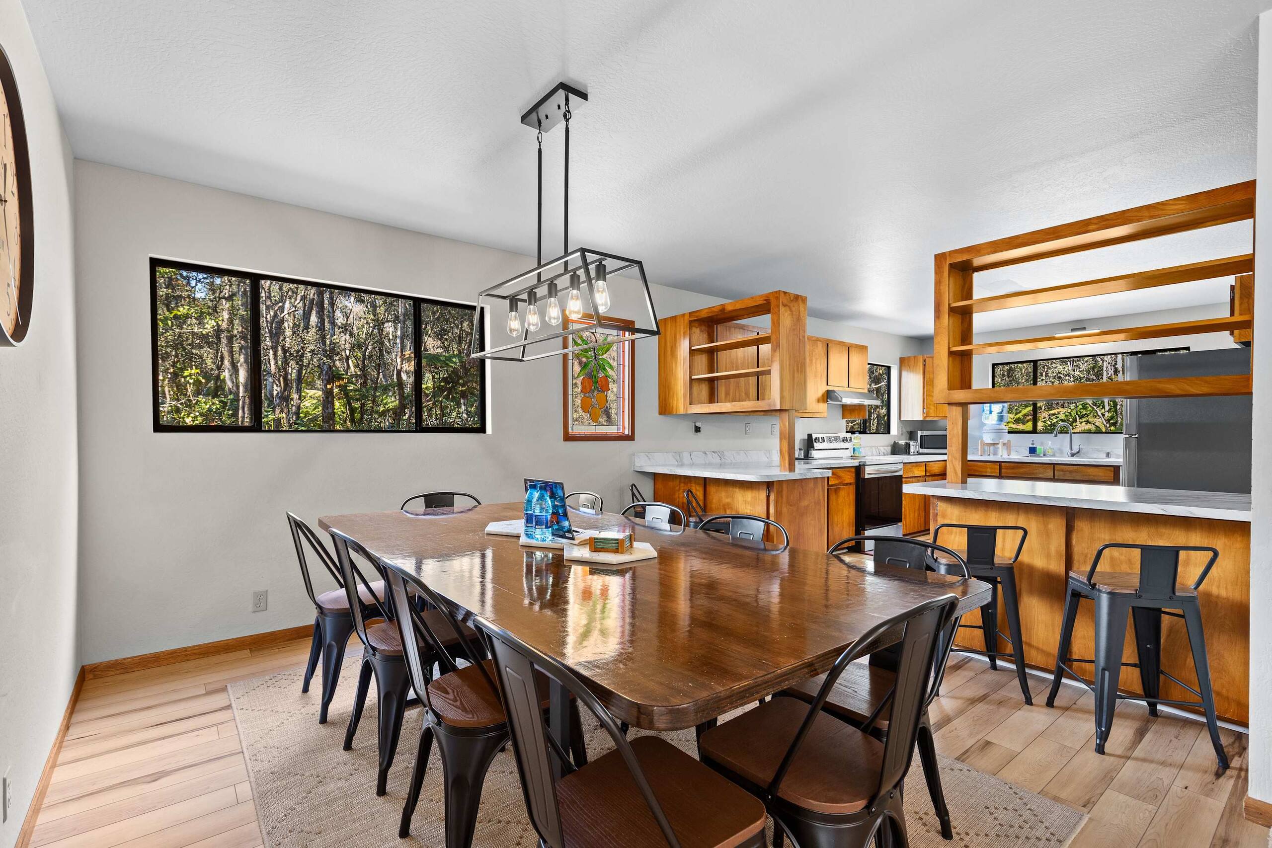 Home in Volcano · ★4.95 · 5 bedrooms · 7 beds · 3 private baths - Image 15